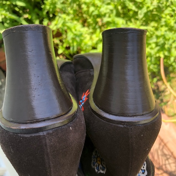 Vintage 1960's Jerry Edouard brocade boots.  Brown suede Size 7. Rare - Picture 10 of 11